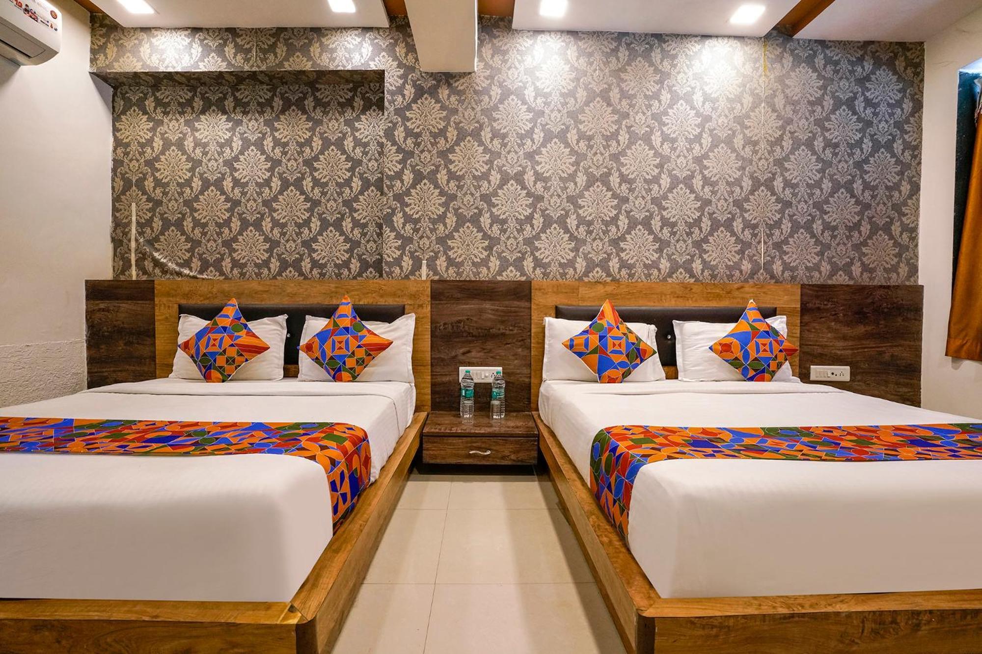 Fabhotel Galaxy I Ахмедабад Экстерьер фото