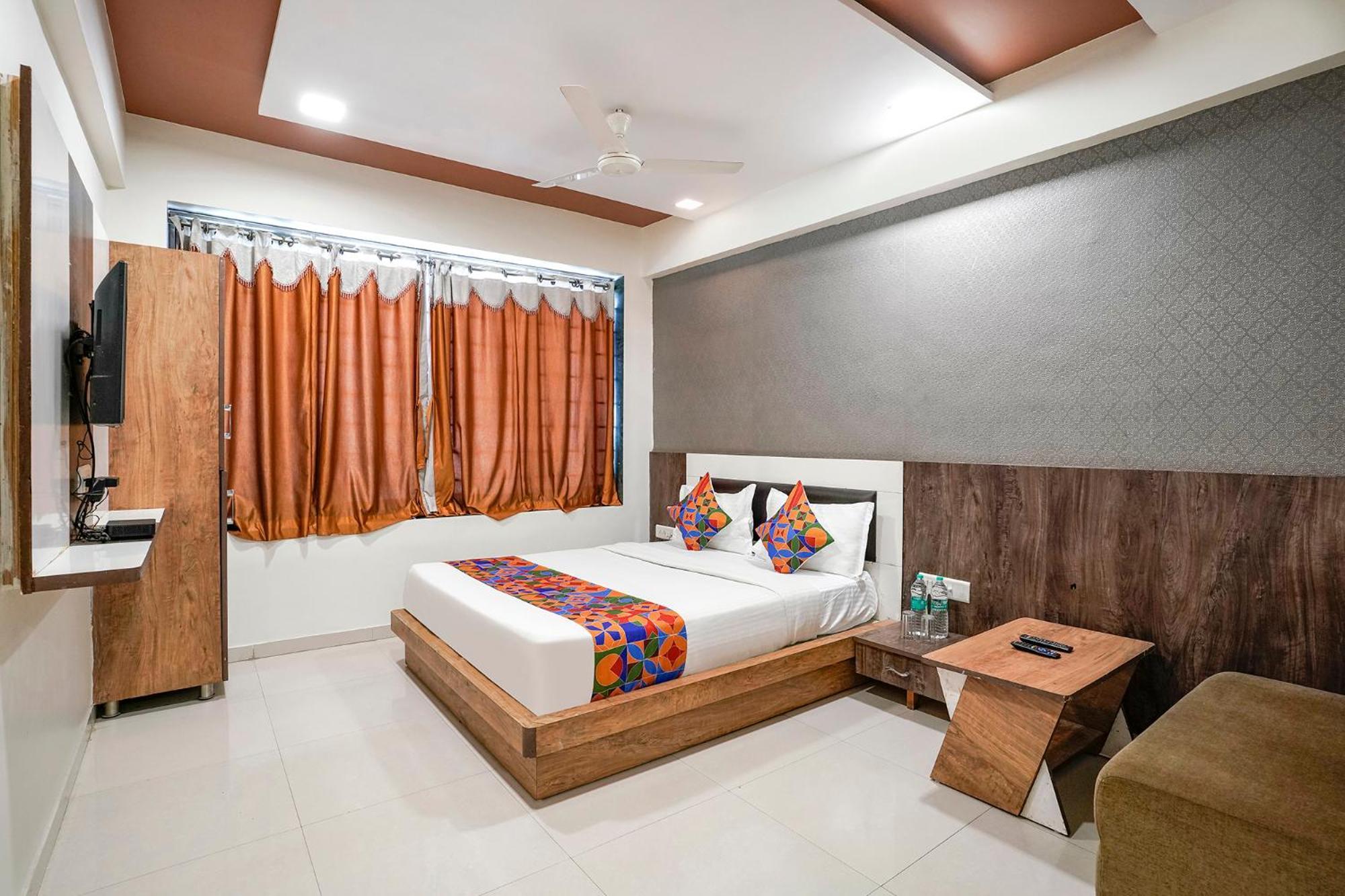 Fabhotel Galaxy I Ахмедабад Экстерьер фото